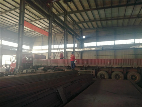 橋梁模板廠家在生產(chǎn)中對鋼材的合格性管理很嚴格
