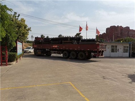 橋頭堡鋼模板發往中鐵七局河南鞏義施工現場