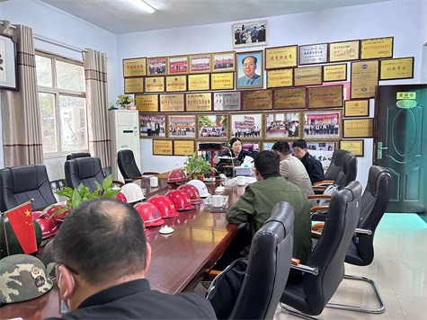 歡迎濟新一標二分部的總工到偉志模板檢查鋼模板生產進度