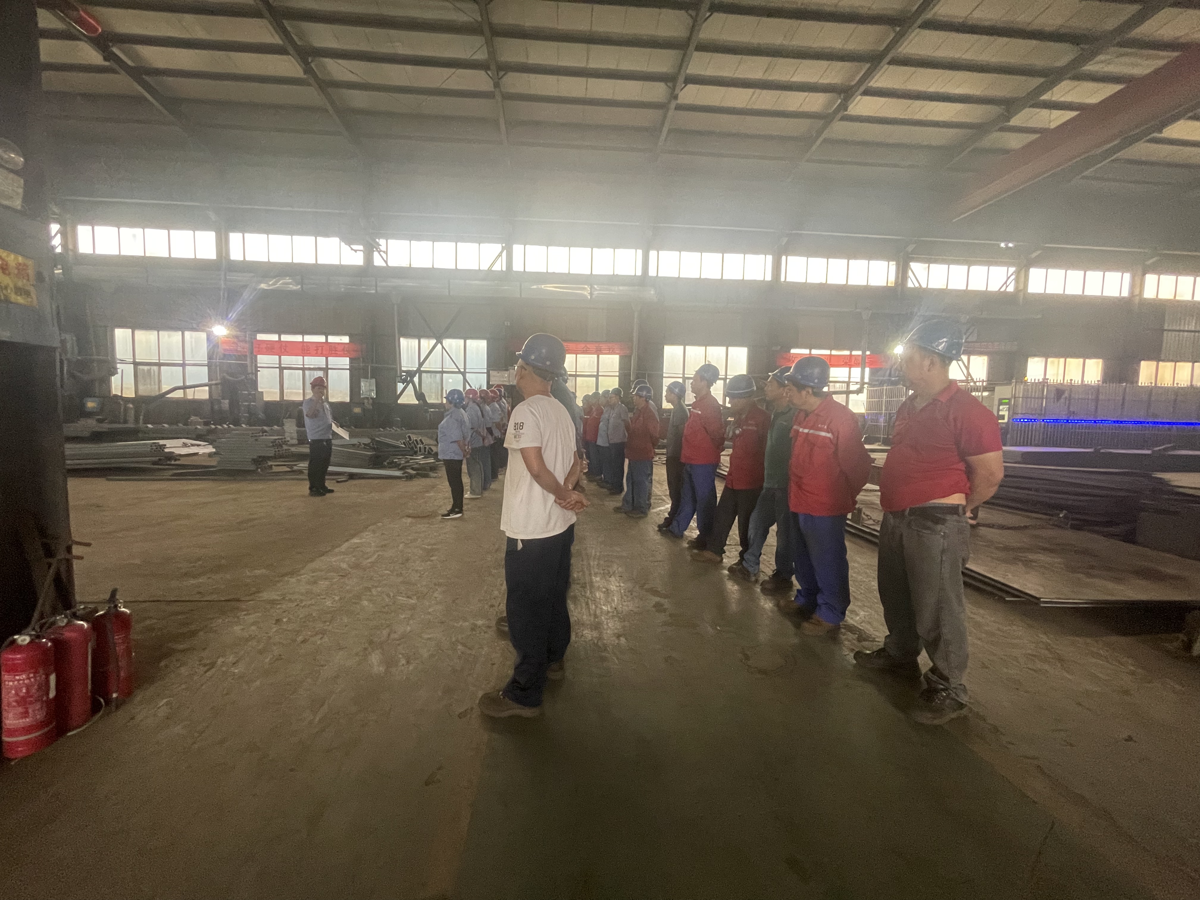 河南鋼模板廠家進行消防培訓演習