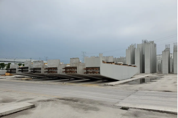 偉志模板帶您了解預制蓋梁吊裝。