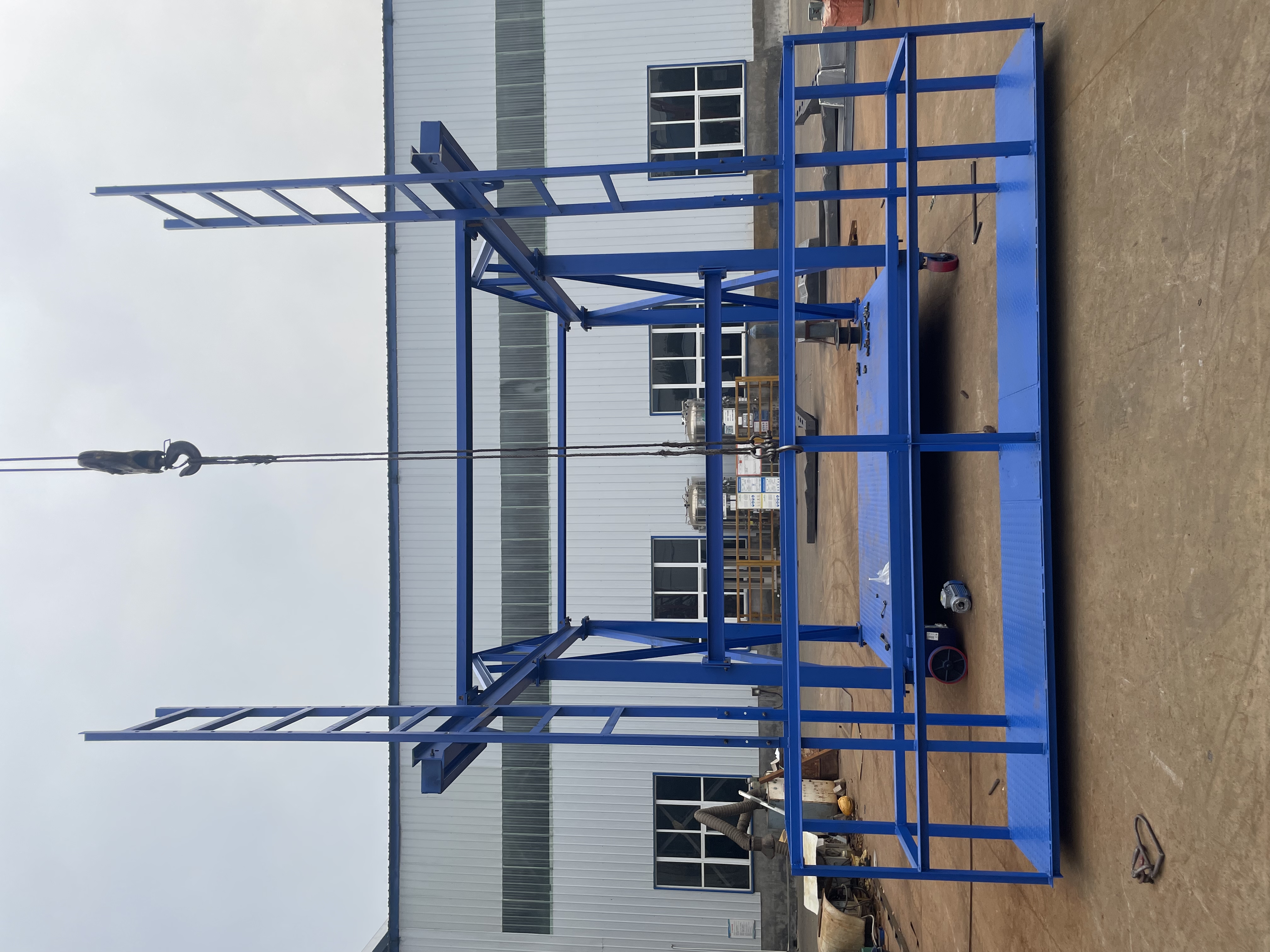 護(hù)欄移動(dòng)臺(tái)車