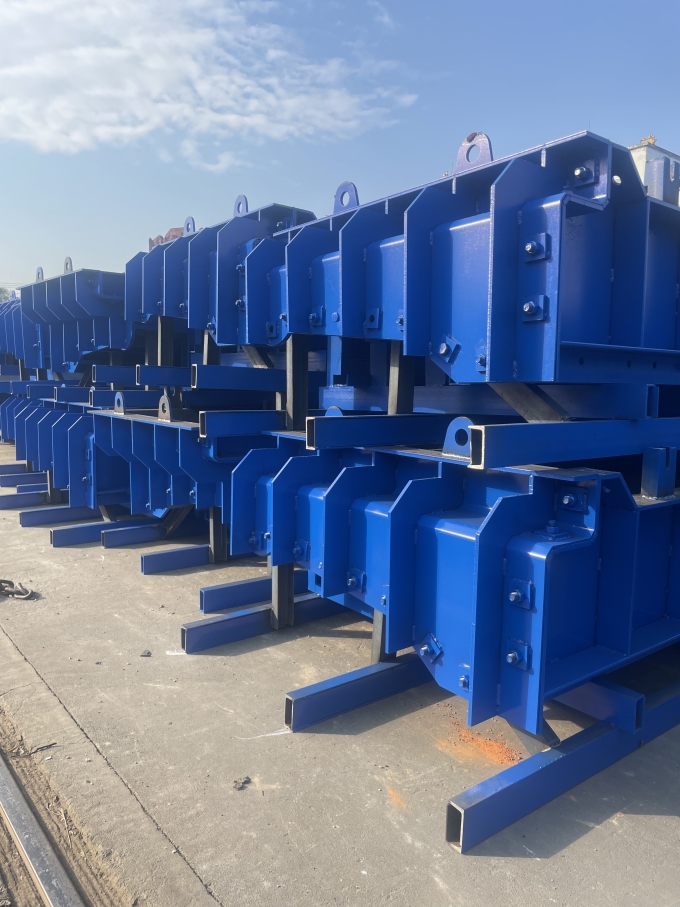 偉志景觀護欄鋼模板，適用廣、服務佳